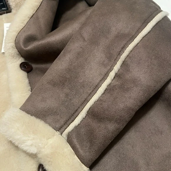 Abercrombie & Fitch Brown Suede Jacket with Cream Shearling Trim - Picture 4 of 10